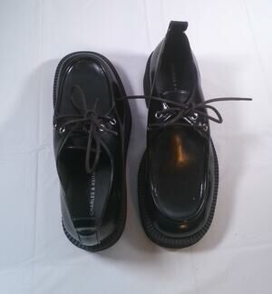 Charles & Keith Chunky Brogues / Womens US Size 6.5 / New w/out Tag